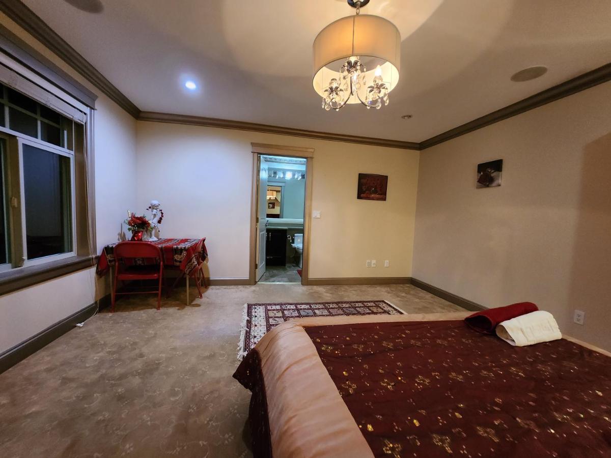 מלון סארי Empire Palace מראה חיצוני תמונה